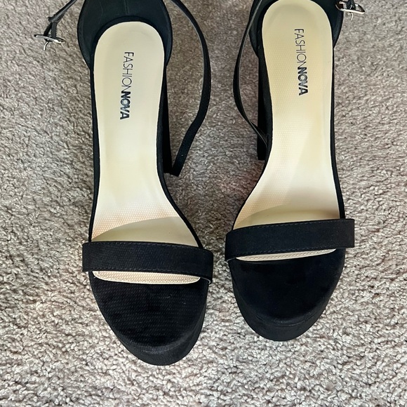 Fashion Nova Heels - Picture 2 of 5
